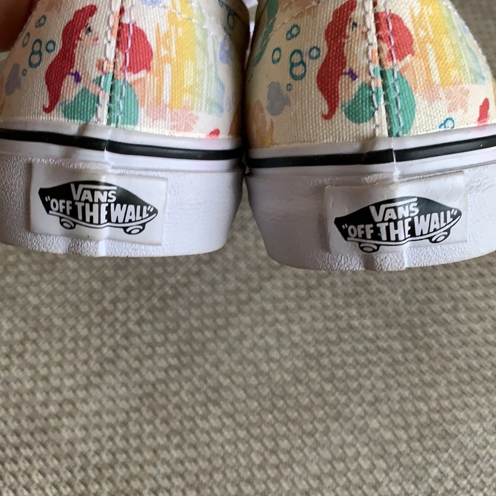 Vans off the Wall youth 2.5 Little Mermaid sneaker brand NIB - Picture 4 of 5